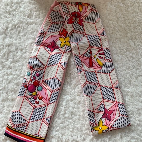 NEW LOUIS VUITTON DAMIER POP UP BANDEAU - M77697 - Picture 2 of 14